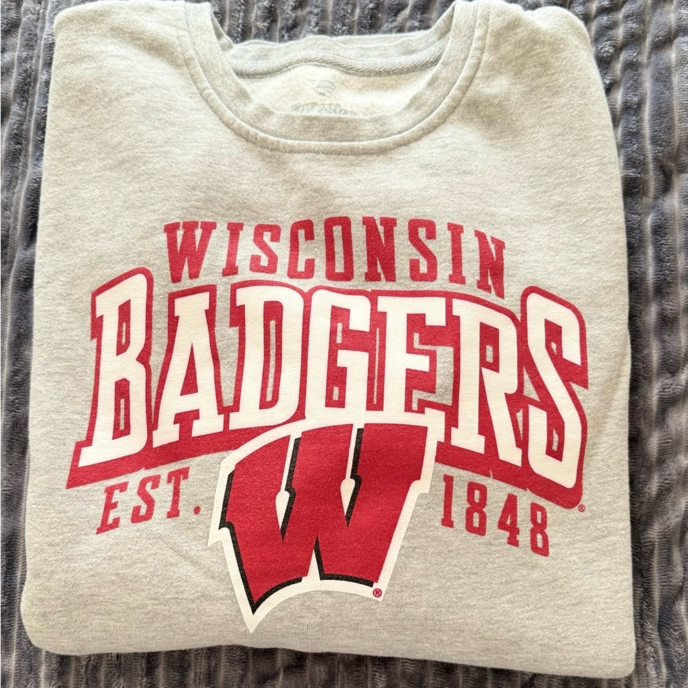 Wisconsin Badgers Gray Sweatshirt 2XL